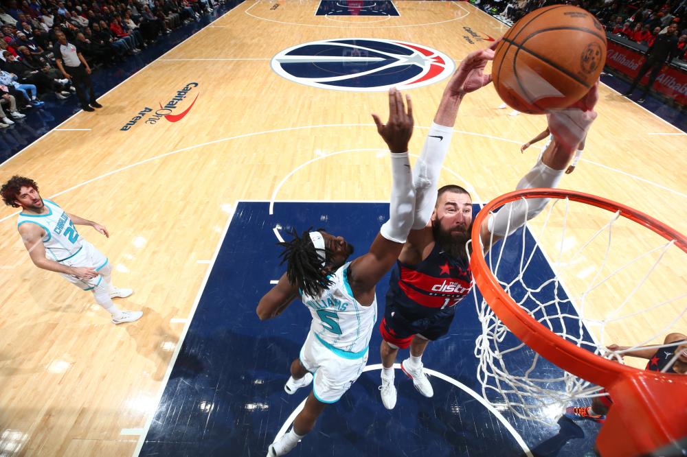 激烈竞争中 激烈竞争中