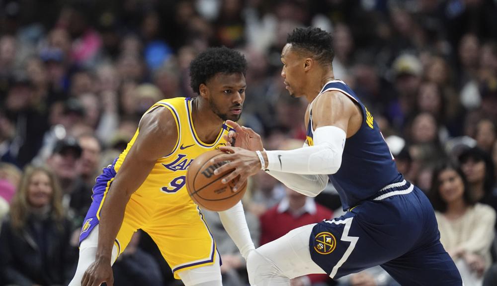 刻挺身而出 刻挺身而出